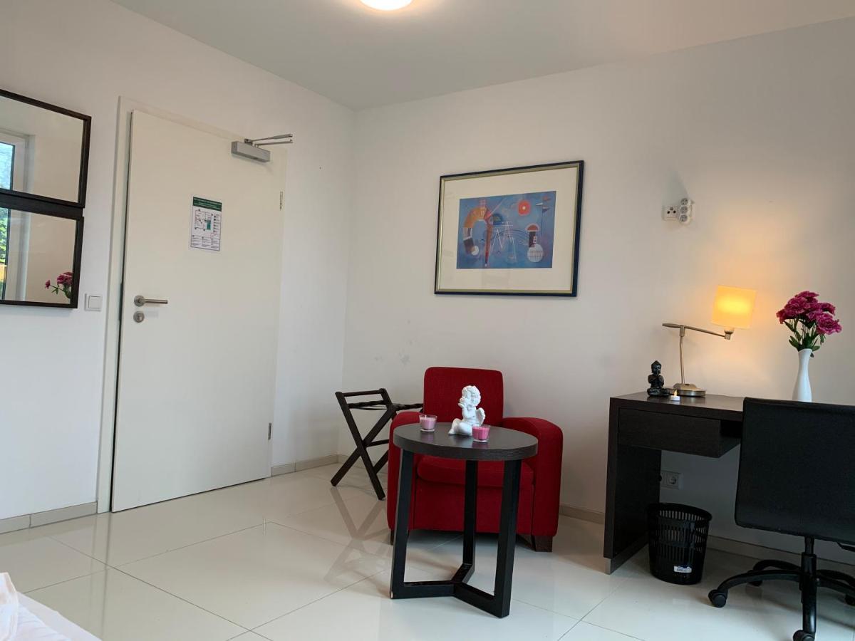 Lovely Studio West 6 * Keulen